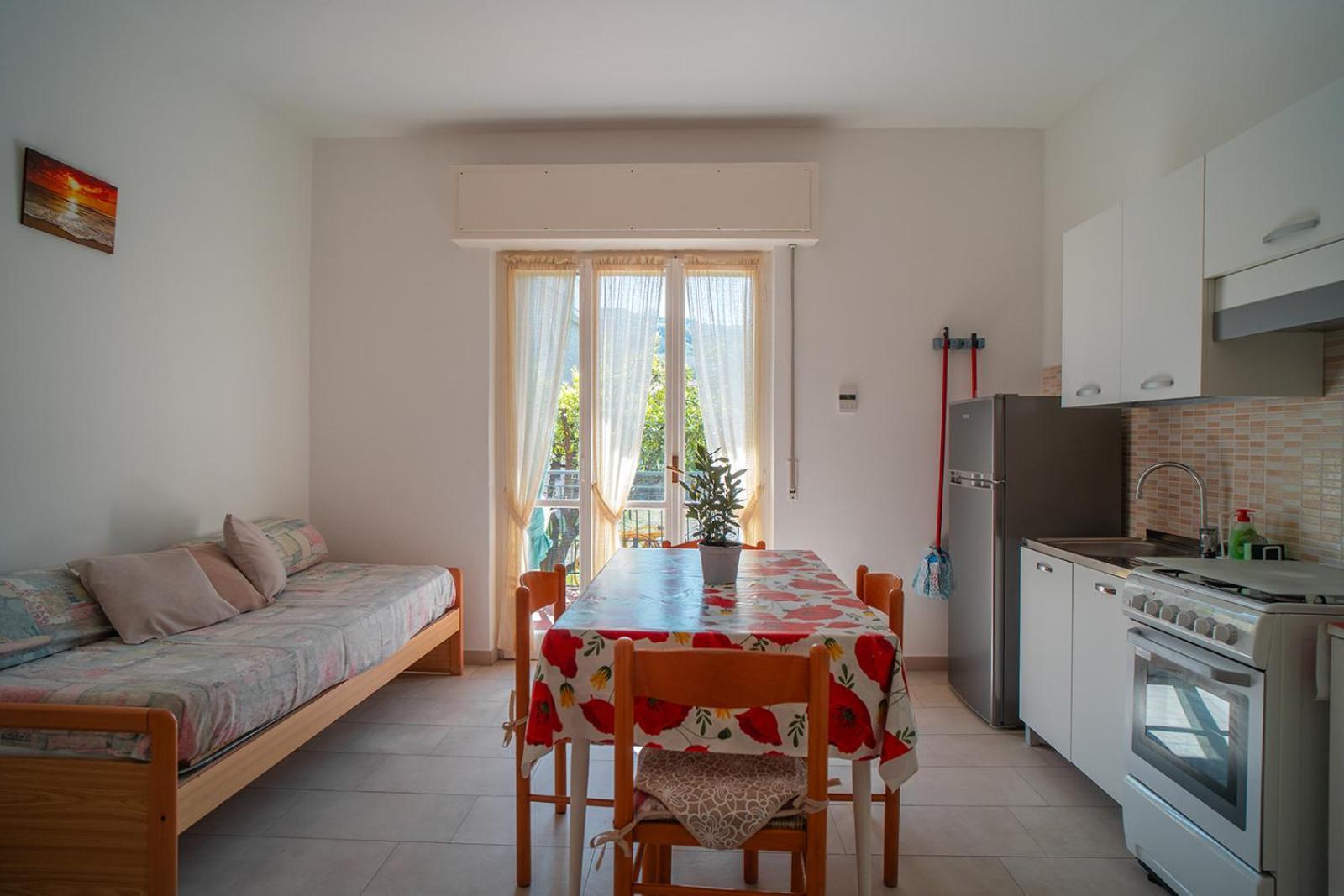 Casa Vacanze Ferrando Pietra Ligure Exteriör bild